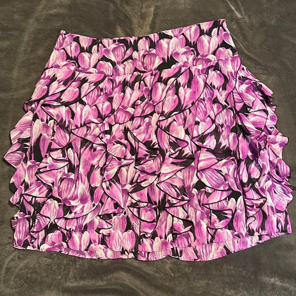 Worthington Purple Flower Ruffle Skirt. Size 12. Fully lined.